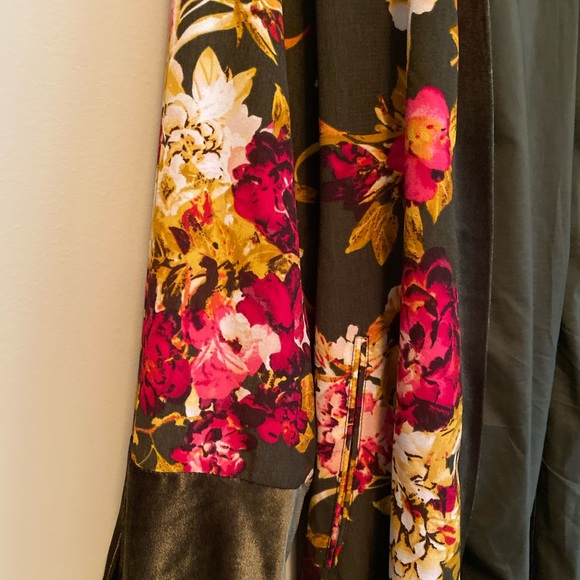 Floral komono - Picture 2 of 3